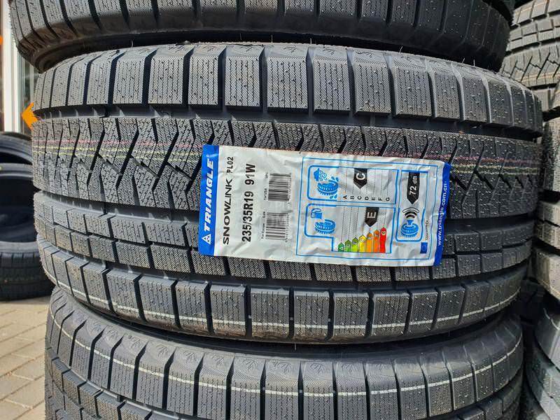 Triangle 235/35 R19 Zimska