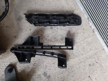 Klizac branika za Volkswagen Touran od 2003. do 2007. god.