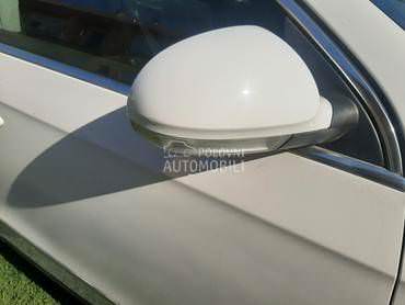 Retrovizor desni za Volkswagen Passat B6