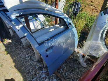Prednja desna vrata 5V za Fiat Punto