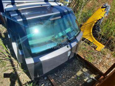 Gepek vrata model sa 5vr za Fiat Punto