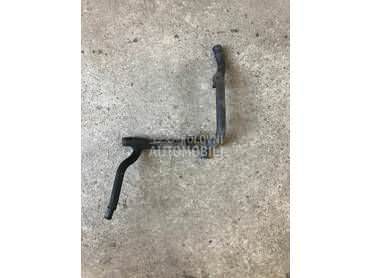 Cev antifriza oko bloka motora za Audi A3 od 2008. do 2012. god.