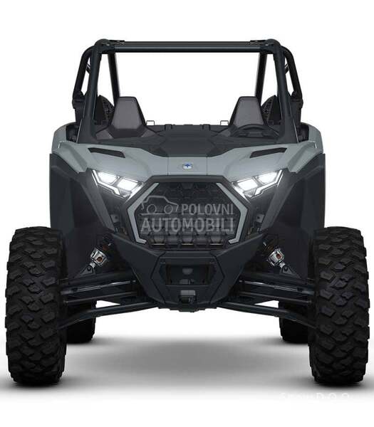 Polaris RZR PRO XP Traktor