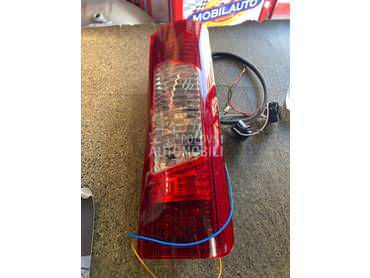 Lampa stopa ili stop svetlo