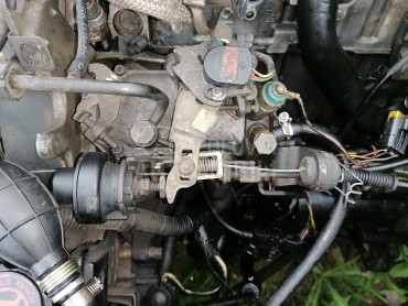 Lukas Pumpa za Peugeot 206