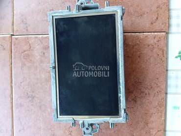 displej E 212 za Mercedes Benz E 320 od 2009. do 2016. god.