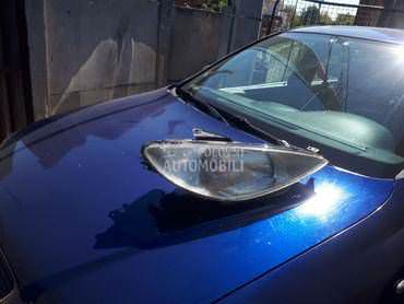 far desni za Peugeot 206 od 1998. do 2002. god.