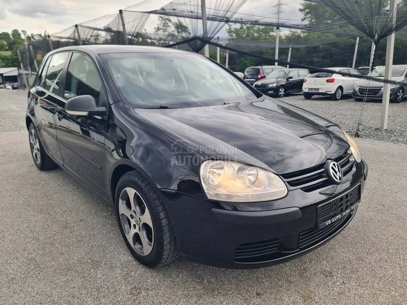 Volkswagen Golf 5 1.9TDI N E M A C K A