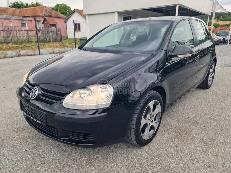 Volkswagen Golf 5 1.9TDI N E M A C K A