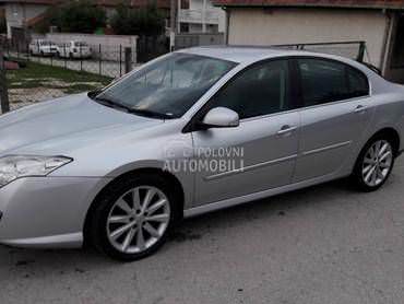 polustranica za Renault Laguna