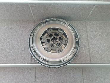 Zamajac Duster 2 za Dacia Duster