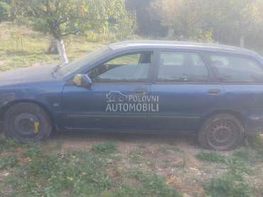 Kompletan auto za delove za Volvo V40 od 1996. do 2004. god.