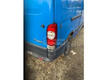 Renault master 2.5 stop svetlo