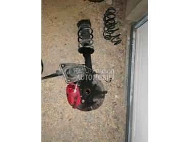 Volkswagen Golf 6 -  kompletan auto u delovima