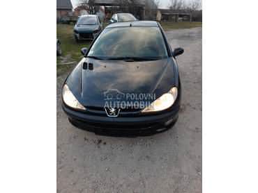 Hauba crna za Peugeot 206