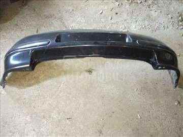 zadnji branik za golfa 4