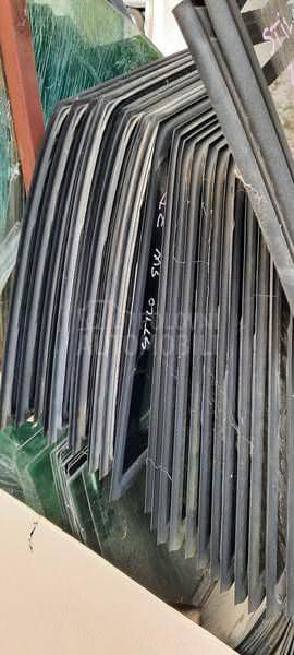 staklo zadnje desne stranice