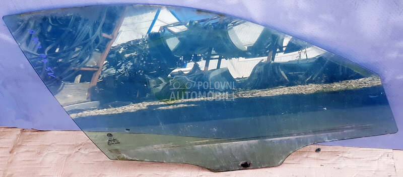 Staklo vozackih vrata 5vr