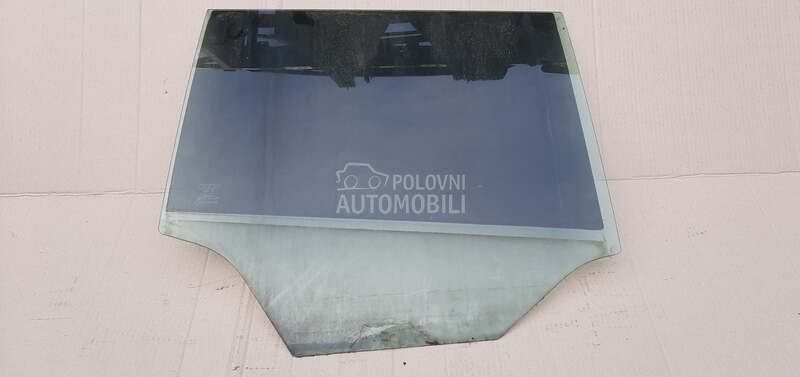 Staklo zadnje desne stranice