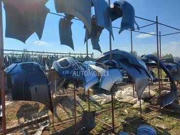 Branik za Nissan Pathfinder od 2006. do 2013. god.