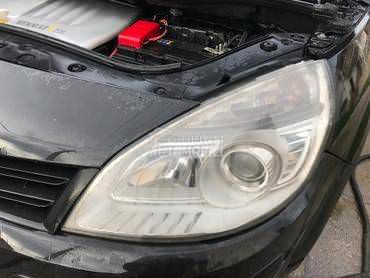 far levi za Renault Scenic