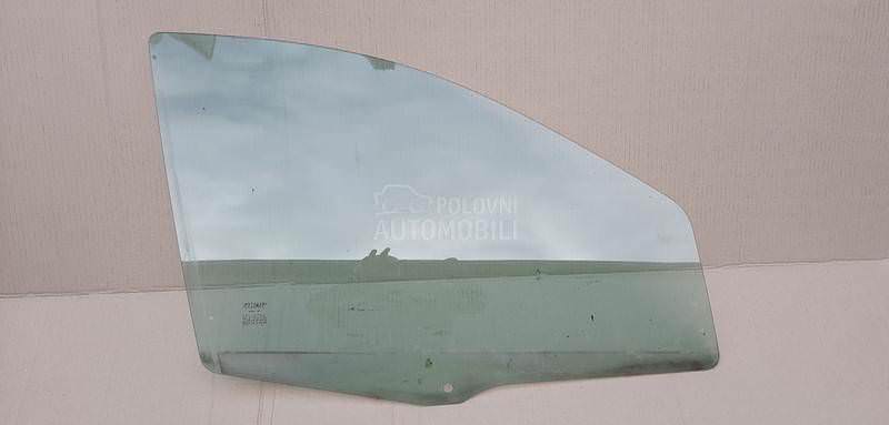 Staklo prednja leva vrata