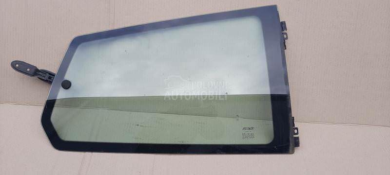 Staklo za prednja leva vrata
