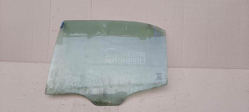 Staklo za zadnja desna vrata