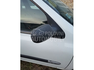 desni retrovizor mehanicki za Renault Clio od 2000. do 2009. god.