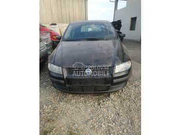 Fiat Stilo -  kompletan auto u delovima
