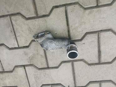 lula 1cd-ftv za Toyota RAV 4 od 2001. do 2005. god.