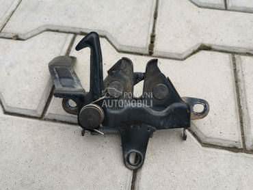 brava hauba za Toyota RAV 4 od 2001. do 2005. god.