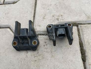 senzor airbag aktivator za Toyota RAV 4 od 2001. do 2005. god.