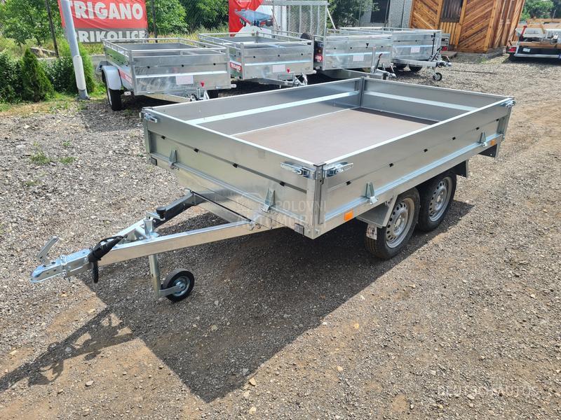 Trigano plato sa stranicama