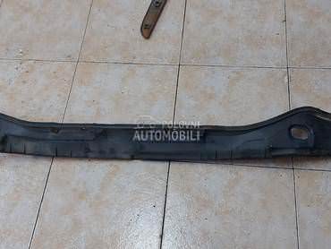 plastika ispod brisaca za Peugeot 207
