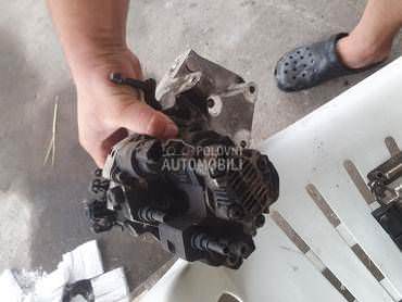 1.9 dci pumpa za Renault Grand Scenic, Kangoo, Laguna ... od 2003. do 2008. god.