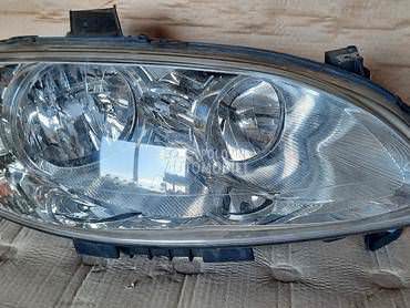 Prednji desni far za Fiat Croma od 2005. do 2010. god.