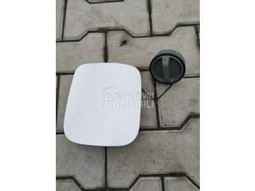 vratanca rezervoar za Toyota RAV 4 od 2001. do 2005. god.