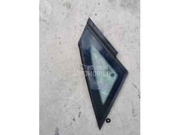 Desno leptir staklo za Fiat Grande Punto od 2006. do 2012. god.