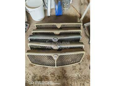 maska branika za Lancia Dedra