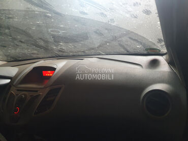 Ford Fiesta 2011. god. -  kompletan auto u delovima
