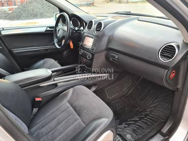 Centralna - središnja konzola za Mercedes Benz ML Klasa od 2005. do 2011. god.