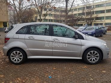 VRATA GEPEK B KLASA. za Mercedes Benz B Klasa od 2005. do 2011. god.