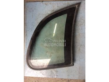Staklo bocno desno 5 vrata za Opel Corsa B