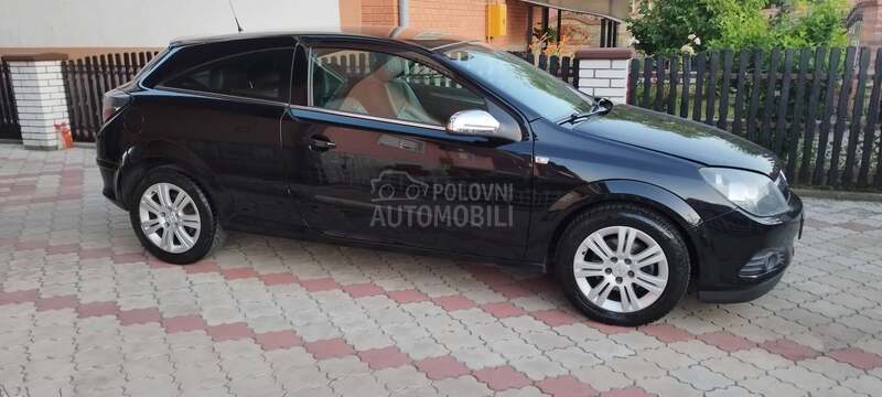 Opel Astra H 1.6 benc
