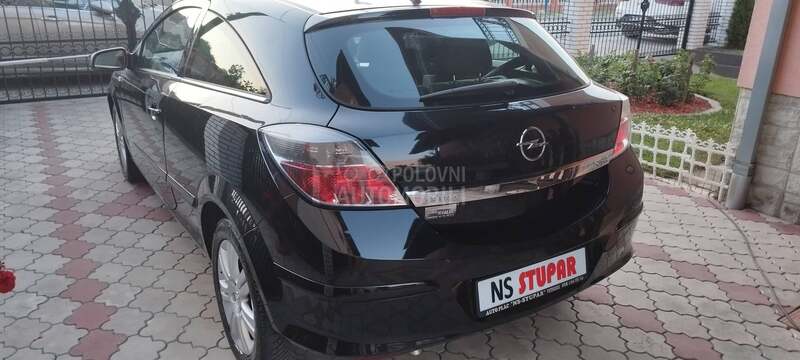 Opel Astra H 1.6 benc