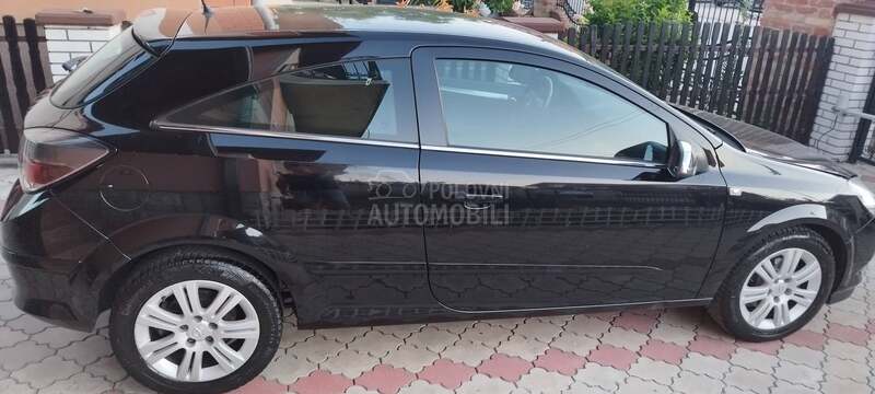 Opel Astra H 1.6 benc