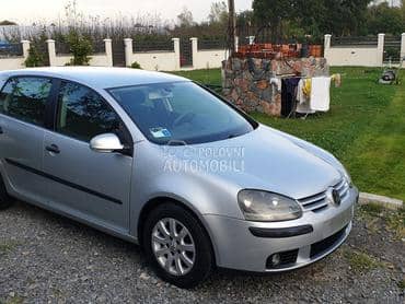 DESNO KRILO za Volkswagen Golf 5 od 2003. do 2013. god.