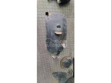 zadnje potkrilo za Peugeot 206