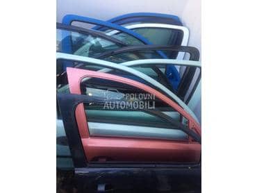 Vrata modeli za troje i petoro za Opel Corsa C